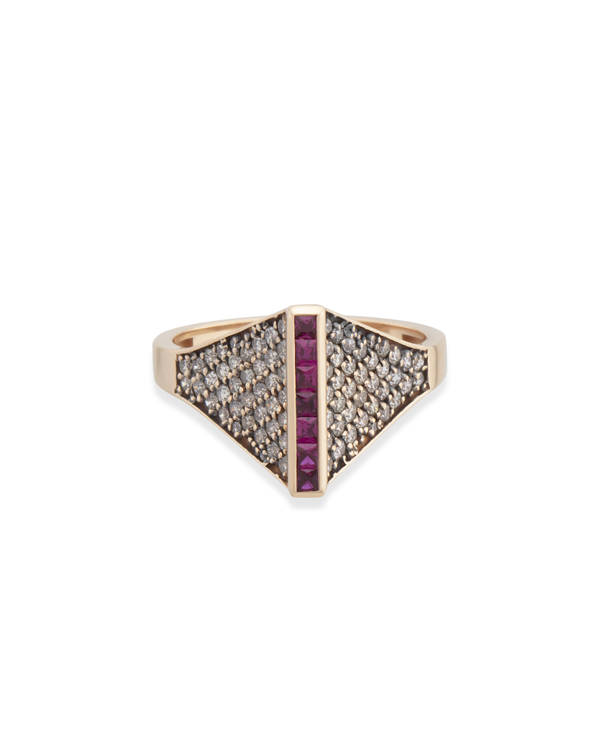 Rina Gem Yüzük