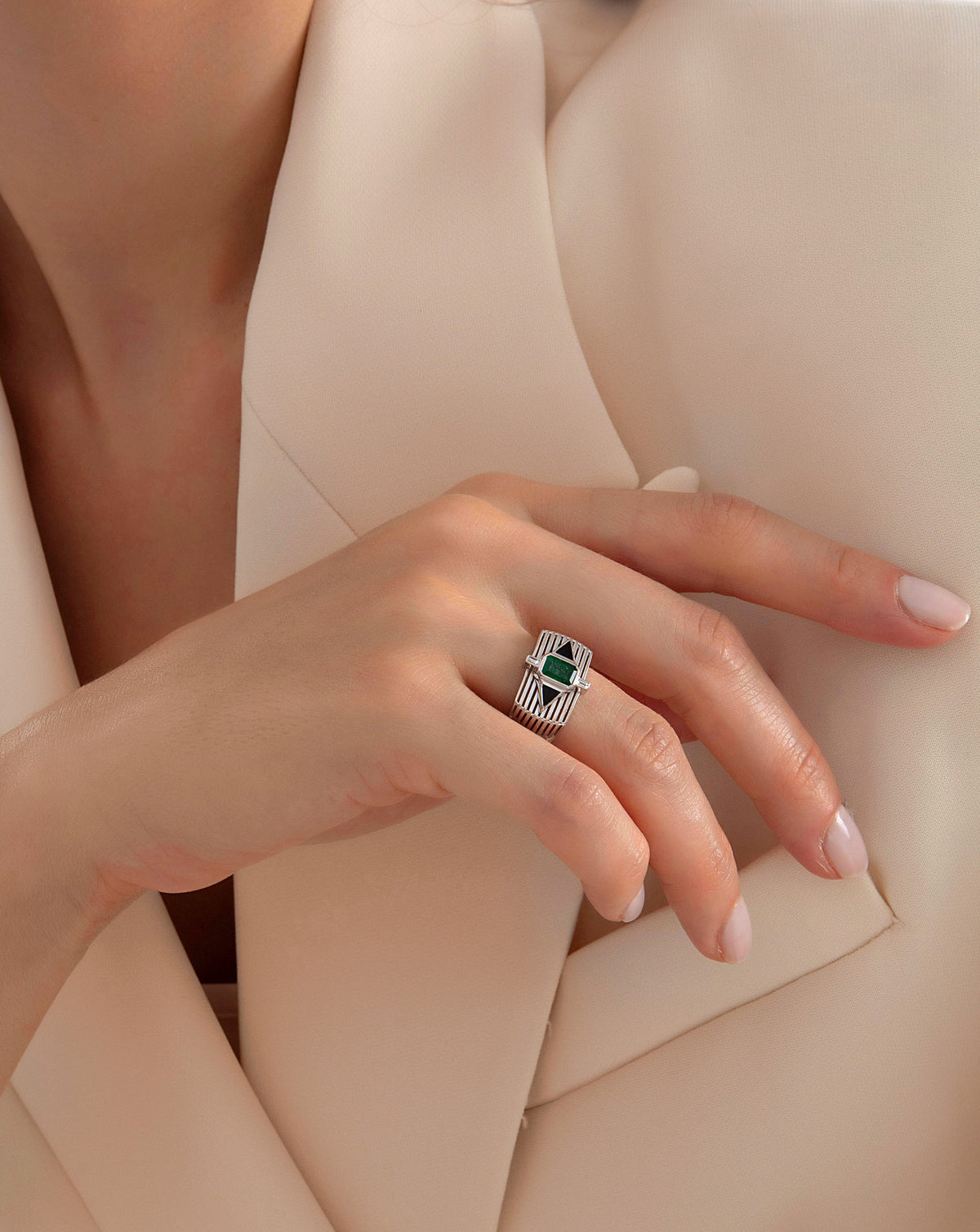 Chiara Tria Emerald Yüzük