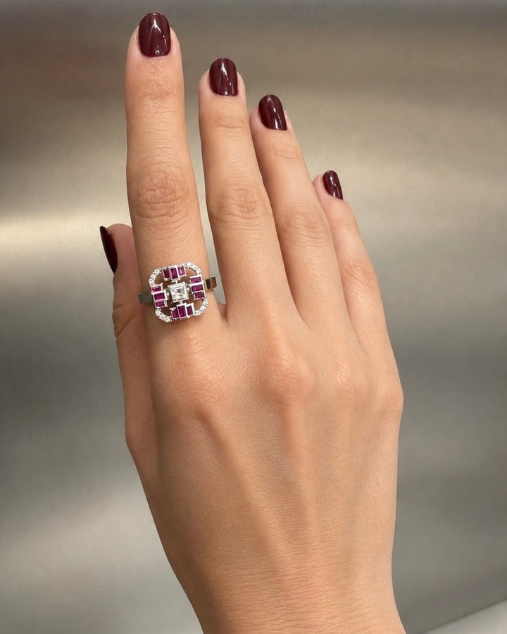 Belen Ruby Yüzük